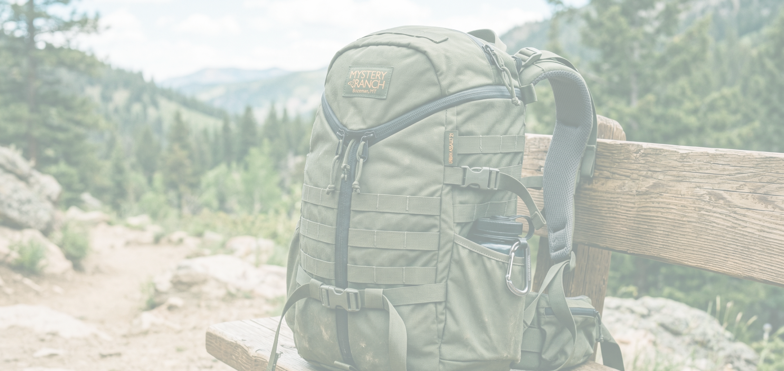 旅行 バックパックのイメージ